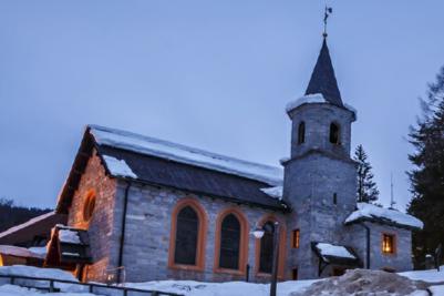 Igreja Santa Maria Antica Madonna di Campiglio - Piso Aquecido